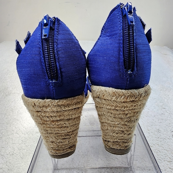Cato Blue Wedge Sandals Size 10M - Picture 4 of 9